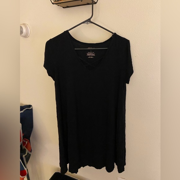 Dress - Picture 1 of 1